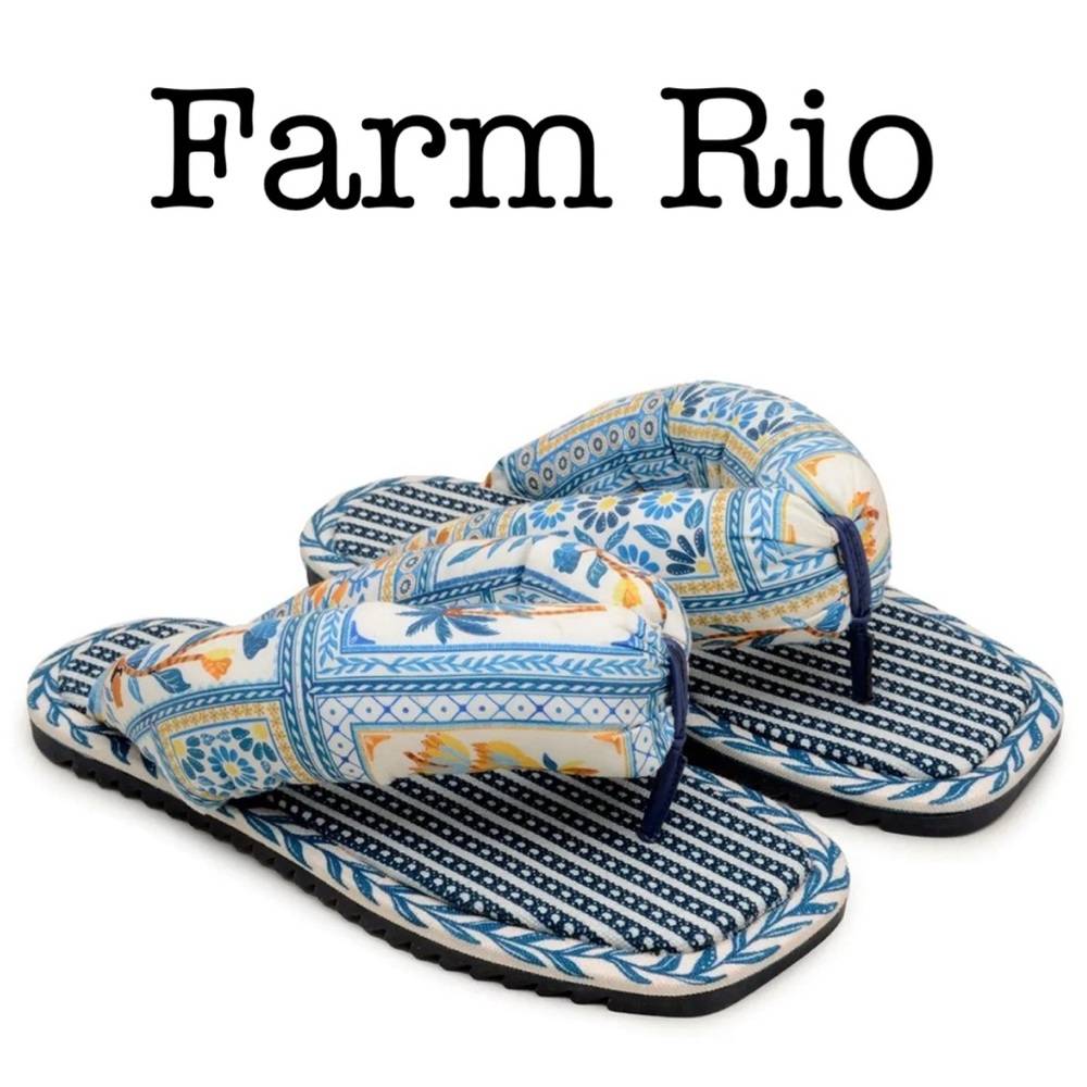 Farm Rio Puffy Vibrant Patterned Sandals Size 9 - Gem